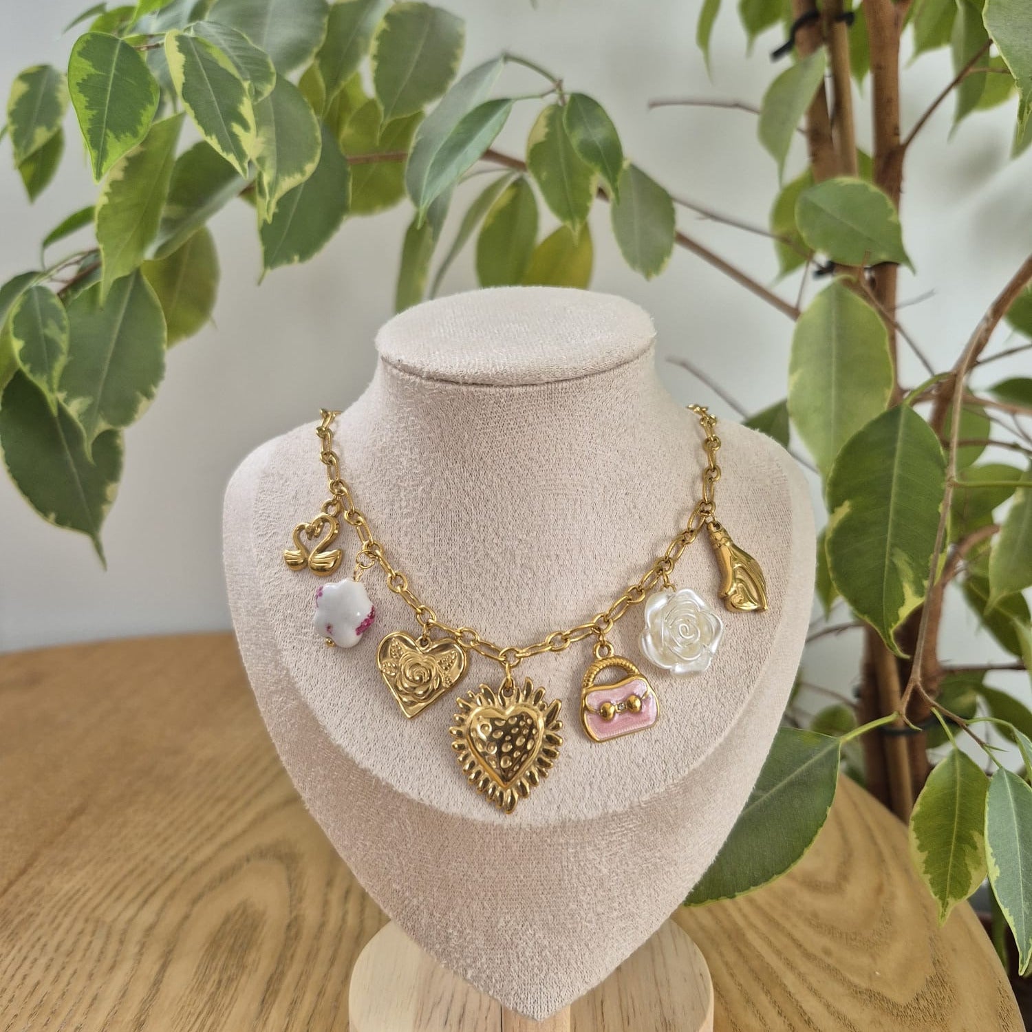 Collier Rosalia
